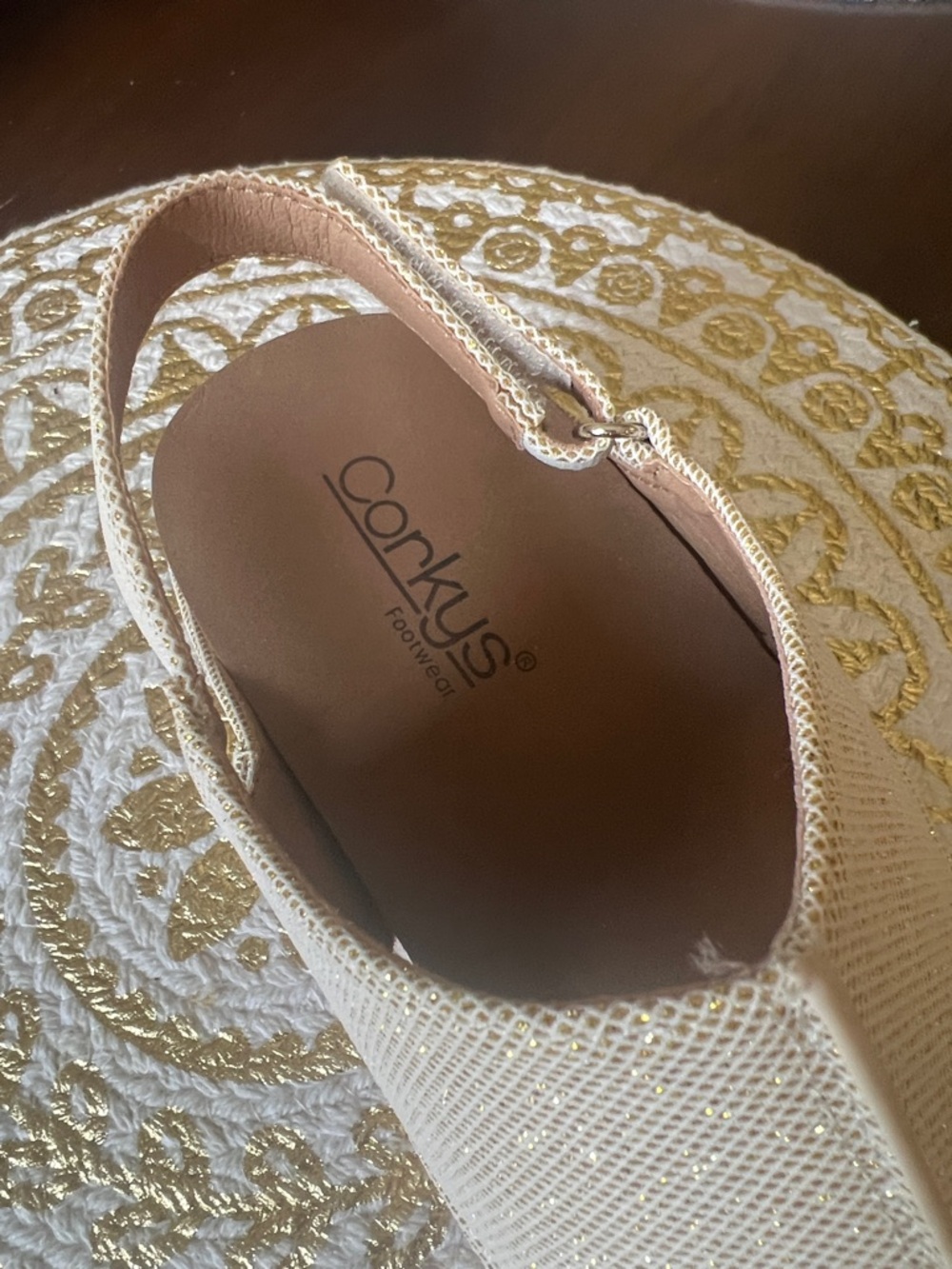 Corkys Women’s Beige Open-Toe Slingback Sandals - Picture 3 of 5